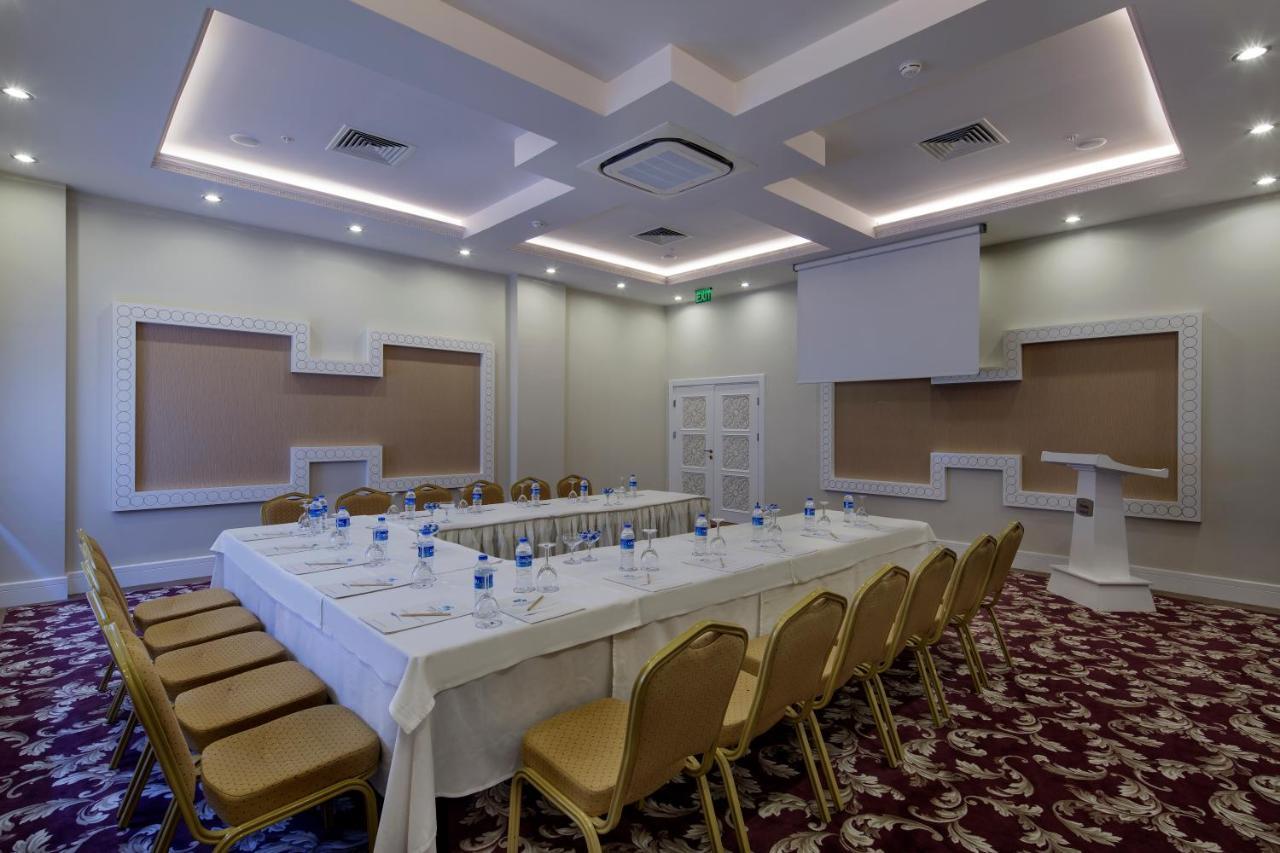 באלאק Crystal Tat Beach Golf Resort & Spa מראה חיצוני תמונה