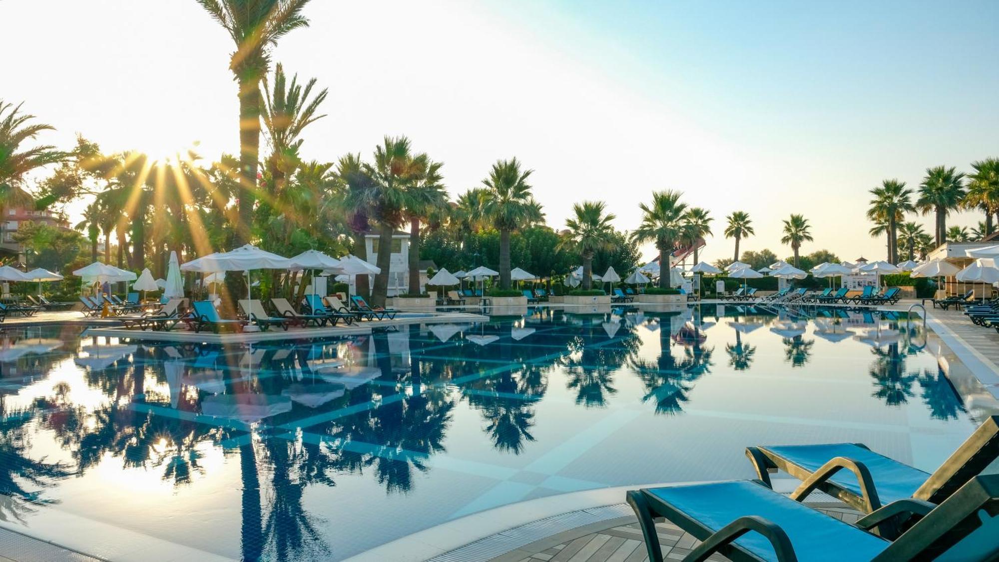 באלאק Crystal Tat Beach Golf Resort & Spa מראה חיצוני תמונה