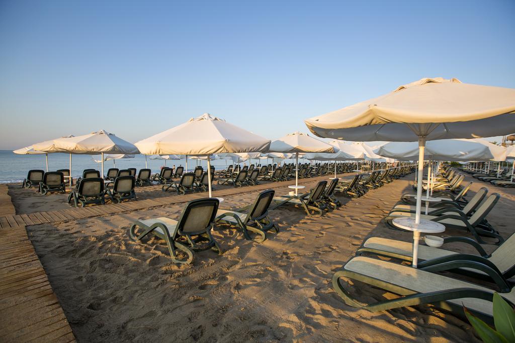 באלאק Crystal Tat Beach Golf Resort & Spa מראה חיצוני תמונה